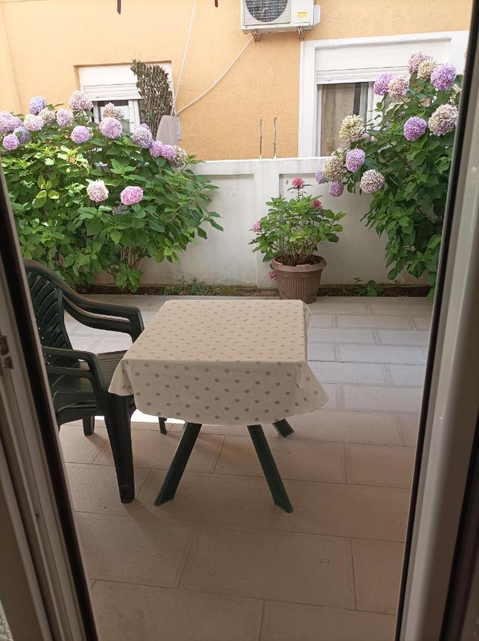 Apartmani Bastrica ブドヴァ エクステリア 写真